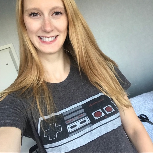 Meet your Posher, Kayla - Picture 3 of 5